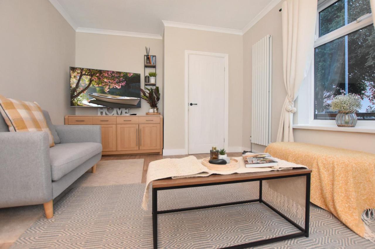 A Spacious Home From Home With Spectacular Views Heywood Εξωτερικό φωτογραφία